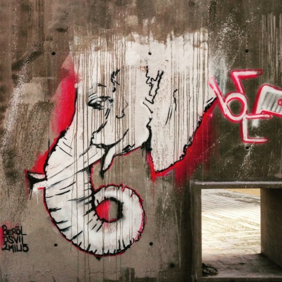 Wallspot - Berol377 -  - Barcelona - Tres Xemeneies - Graffity - Legal Walls - Il·lustració