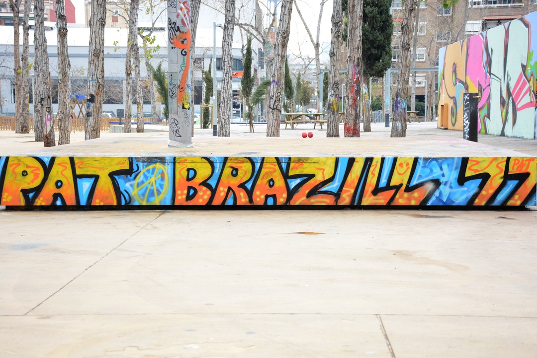 Wallspot - Lluís Olivé - PAT BRAZILL - Barcelona - Tres Xemeneies - Graffity - Legal Walls - Letters - Artist - Pat Brazil
