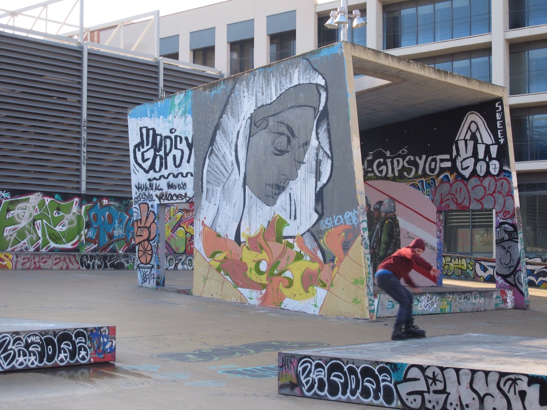 Wallspot - Rockaxson - MARY JANE By Berol377 - Barcelona - Tres Xemeneies - Graffity - Legal Walls - Il·lustració - Artist - Berol377