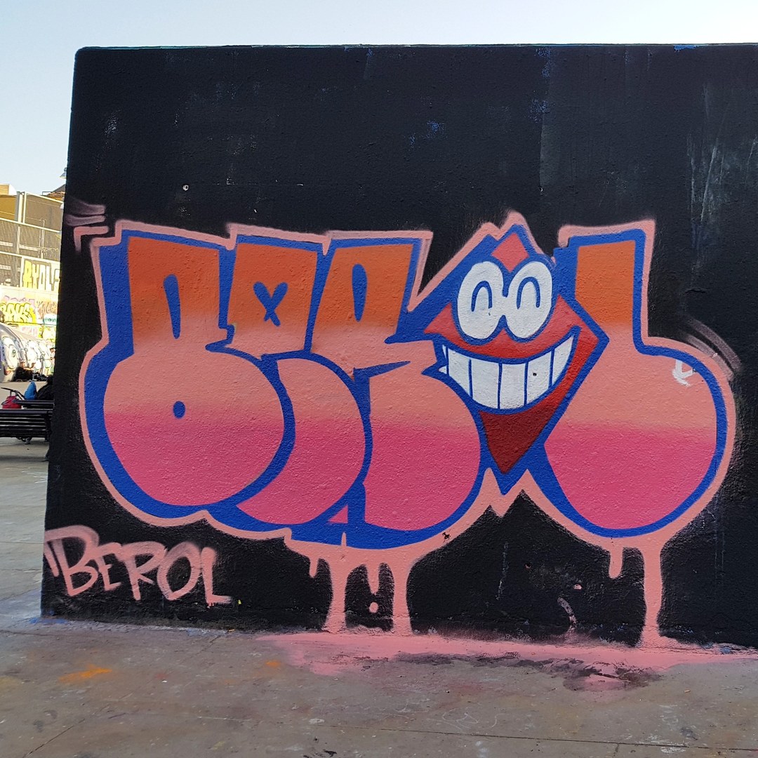 Wallspot - senyorerre3 - Art BEROL377 & ROMBOS - Barcelona - Tres Xemeneies - Graffity - Legal Walls - Letras, Ilustración