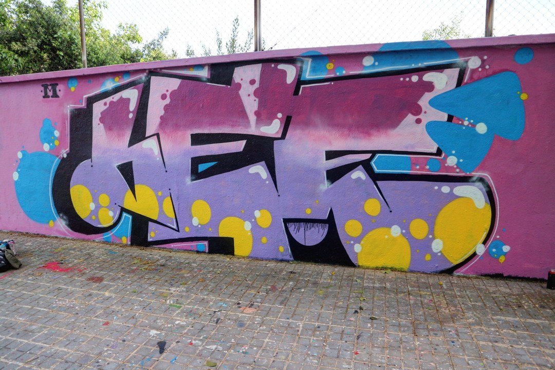Wallspot - senyorerre3 - Art BEEDEB - Barcelona - Agricultura - Graffity - Legal Walls -  - Artist - Beedeb