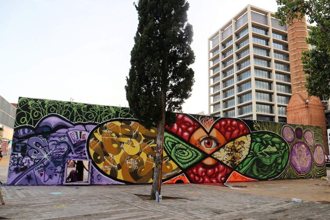 Wallspot - senyorerre3 - Art BRE & MANUEL FLORES & FRANCO MARTINEZ  - Barcelona - Tres Xemeneies - Graffity - Legal Walls - Il·lustració - Artist - BRE