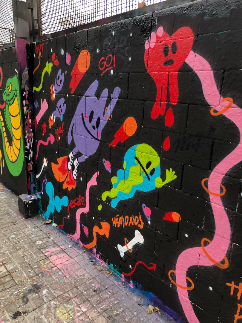Wallspot - pabs - ☄️space balls☄️ - Barcelona - Drassanes - Graffity - Legal Walls - 