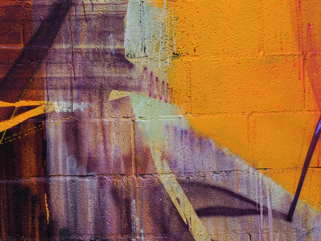 Wallspot - Estructuras en violeta sobre fondo amarillo