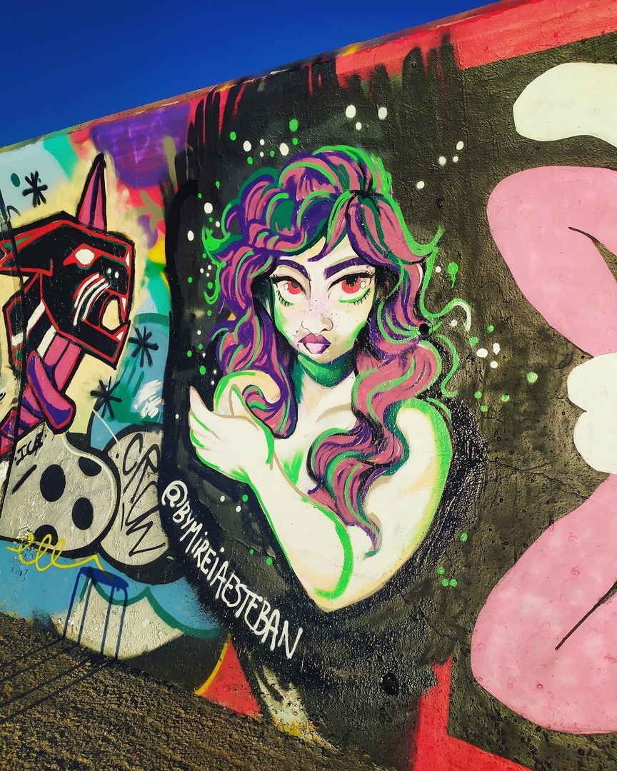 Wallspot - bymireiaesteban - Blue Velvet  - Barcelona - Forum beach - Graffity - Legal Walls - Ilustración