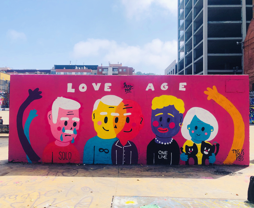 Wallspot - love has no age