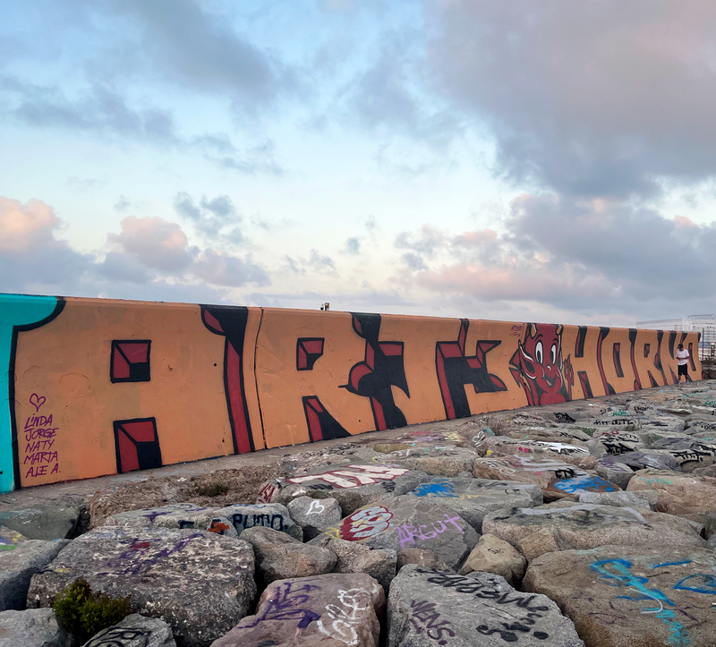 Wallspot - art3sano - ART3 feat. HORNO (Forum beach) - Barcelona - Forum beach - Graffity - Legal Walls - Letters, Illustration